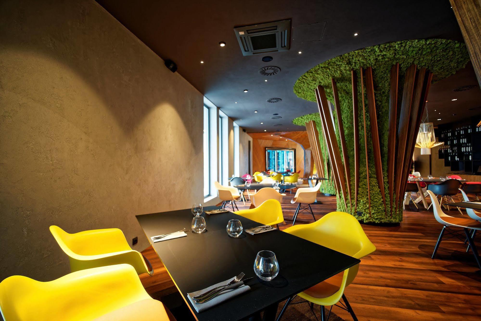 Hotel Victory Popuvky Zewnętrze zdjęcie