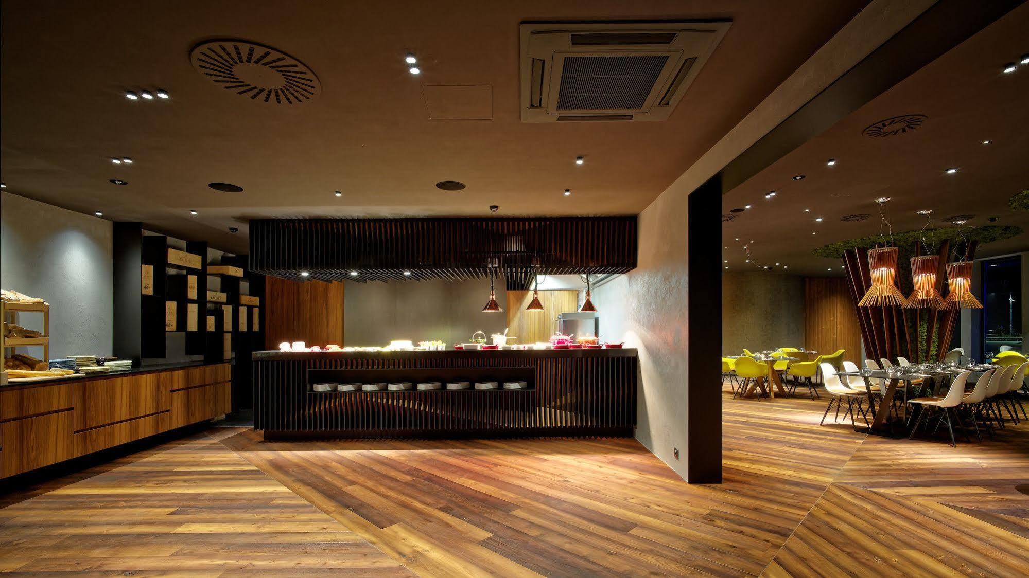 Hotel Victory Popuvky Zewnętrze zdjęcie