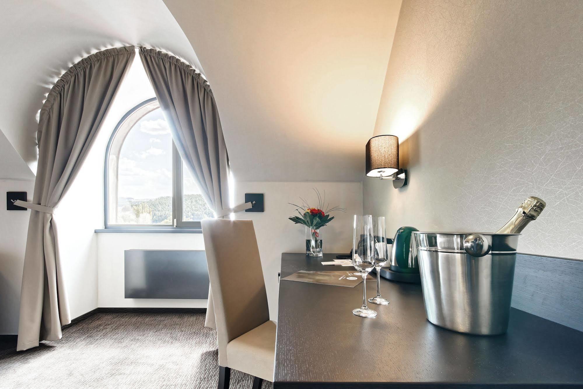 Hotel Victory Popuvky Zewnętrze zdjęcie
