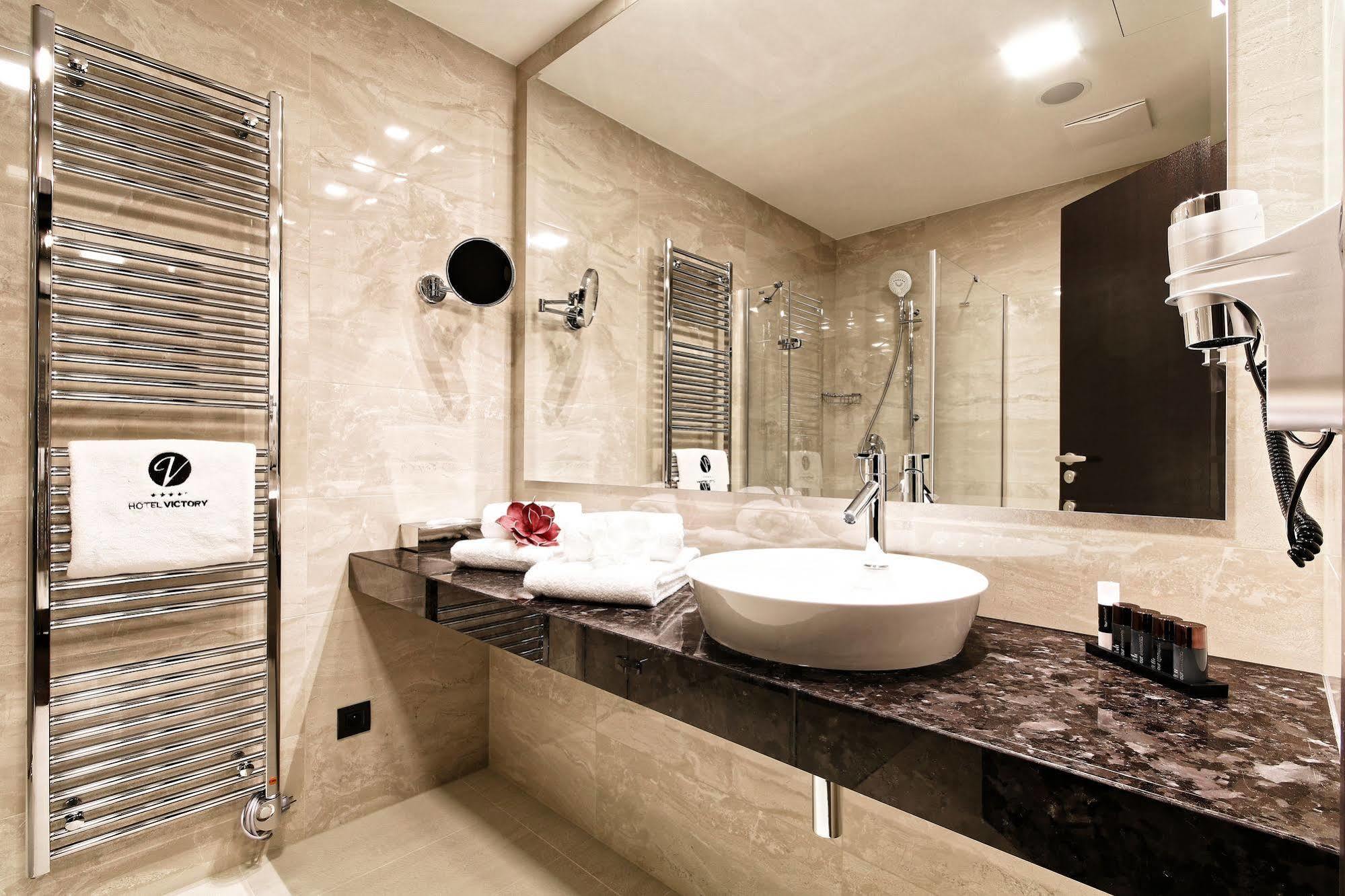 Hotel Victory Popuvky Zewnętrze zdjęcie