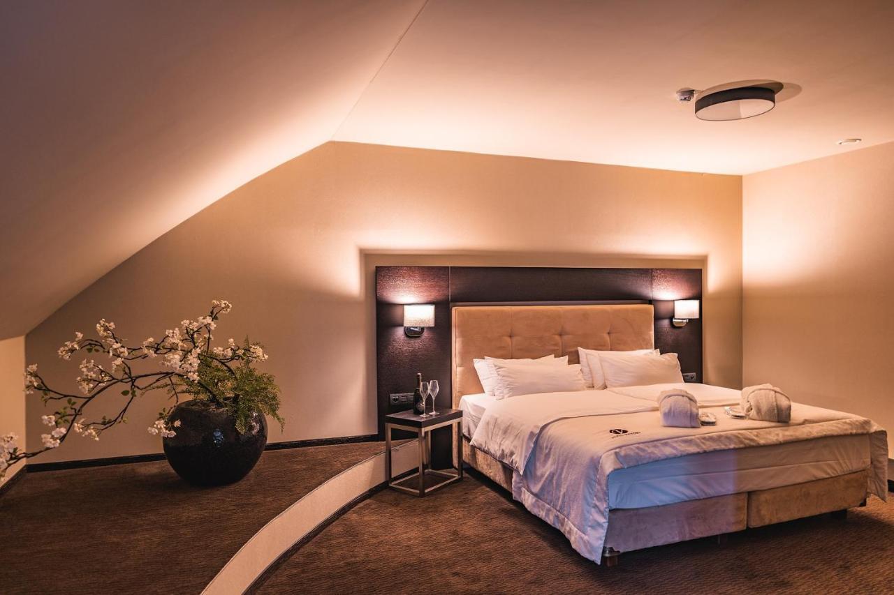 Hotel Victory Popuvky Zewnętrze zdjęcie